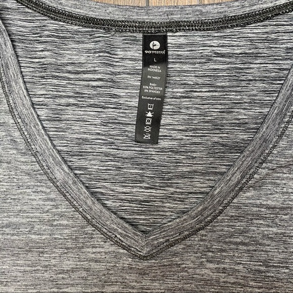 90 degree by Reflex gray v-neck short sleeve work top - Picture 2 of 8